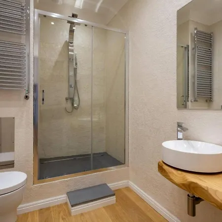 Macci5 *
